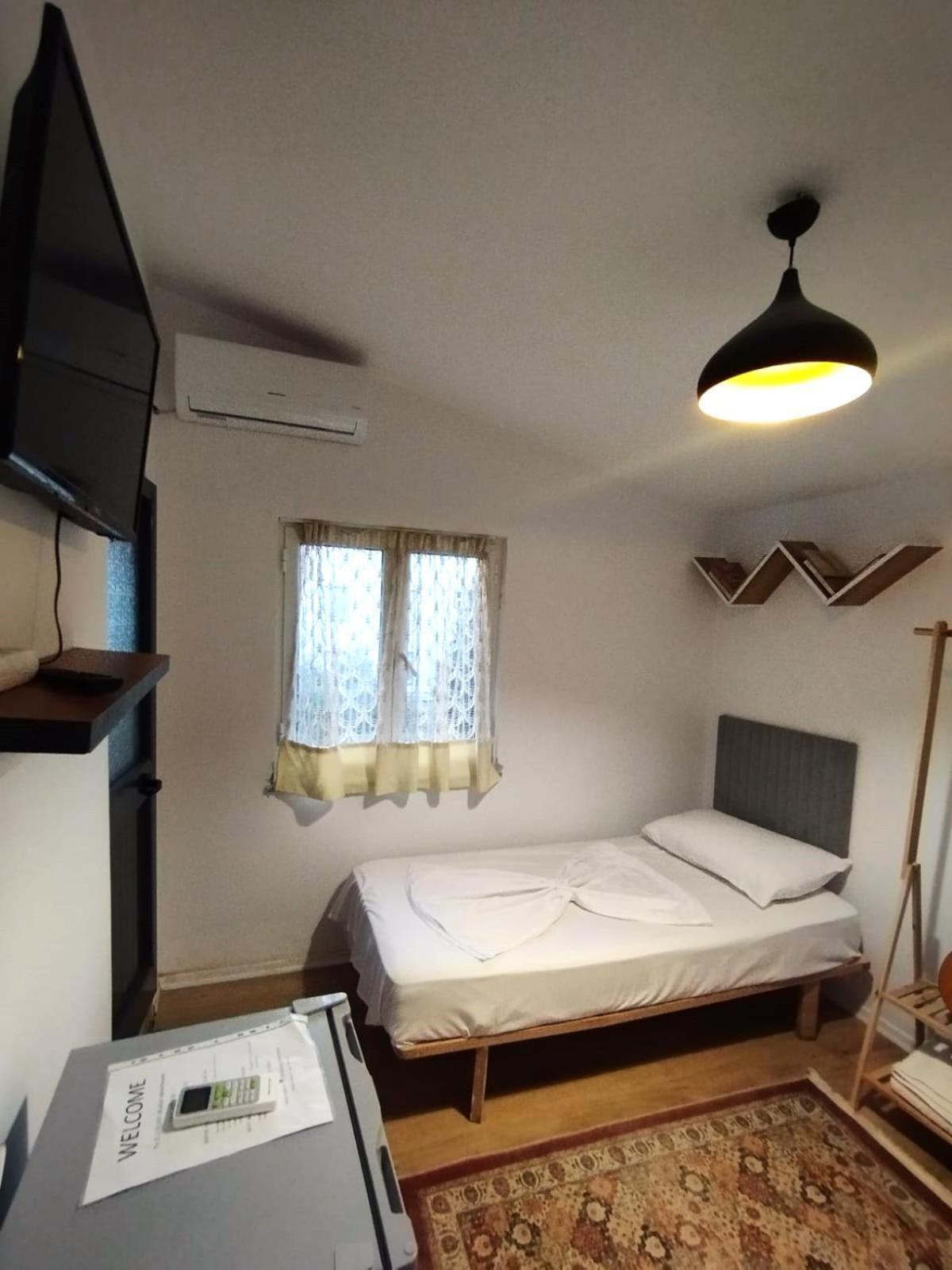 2 Single Bedroom Tiranë Eksteriør bilde